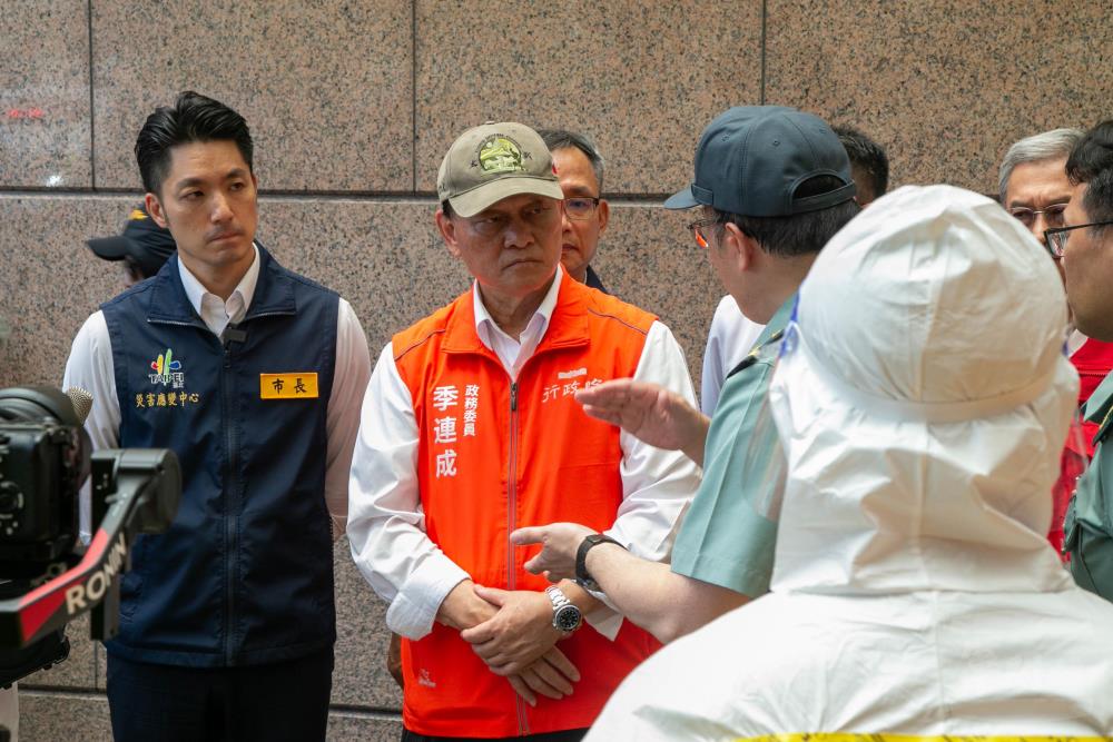 軍醫局局長陳中將說明此次演習概況。（軍聞社記者侯凱議攝）