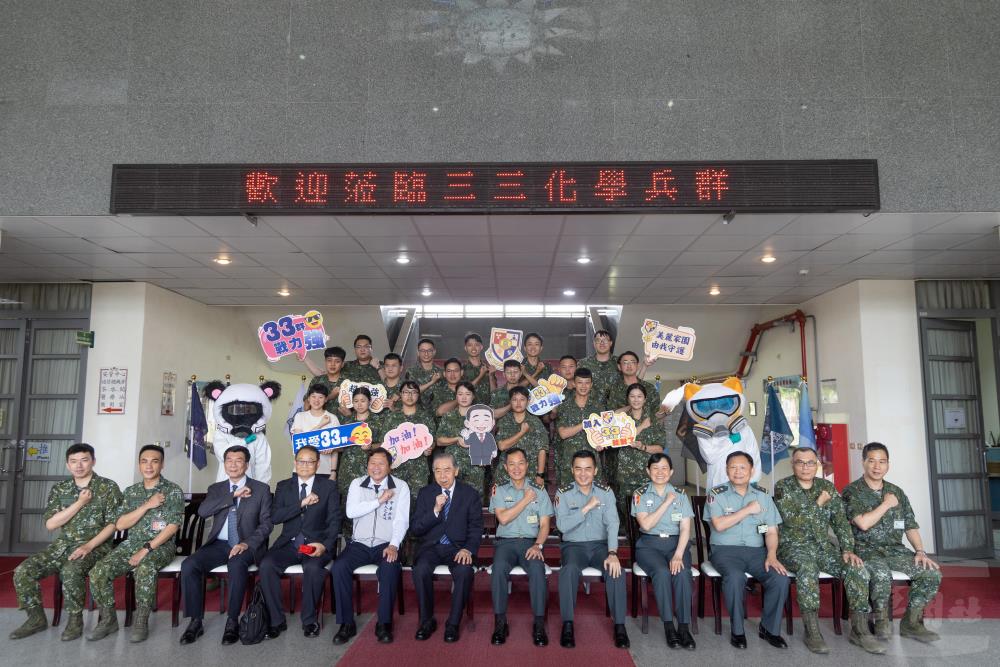 李棟樑慰問桃園駐軍　肯定官兵演習辛勞