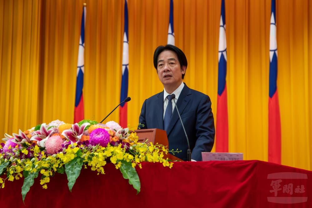 賴總統致詞時期勉畢業生守護民主和平。（軍聞社記者王進福攝）