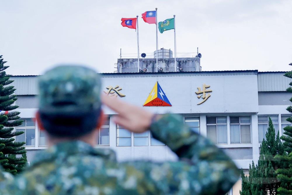 584旅元旦升旗典禮　展現守護家園決心與信念