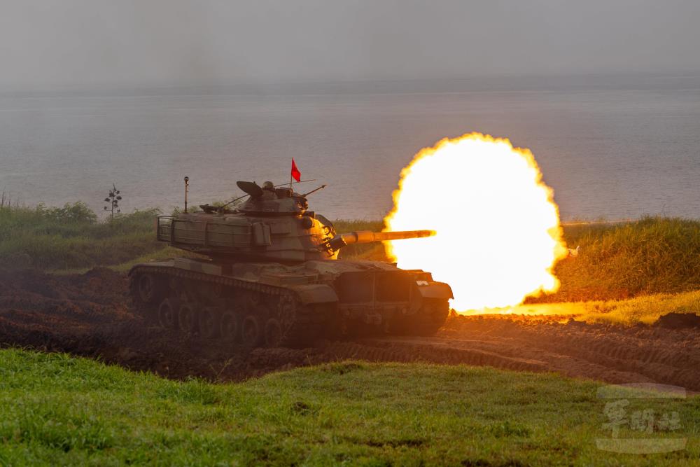 M60A3戰車執行戰場掃蕩。（軍聞社記者蔡枋澐攝）