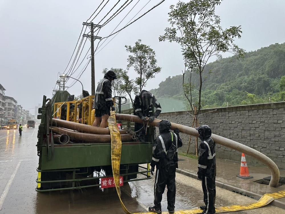 救災馳援