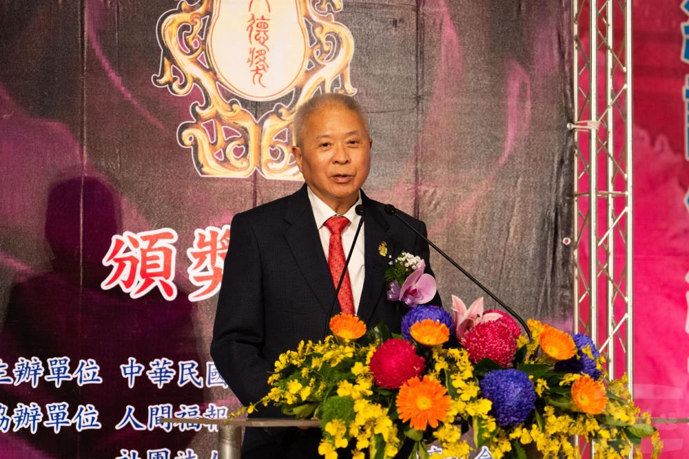 蘇理事長表示，得獎者們始終堅持「不求名利，只問付出」，是社會中最堅定的正向力量。（軍聞社記者吳東昇攝）