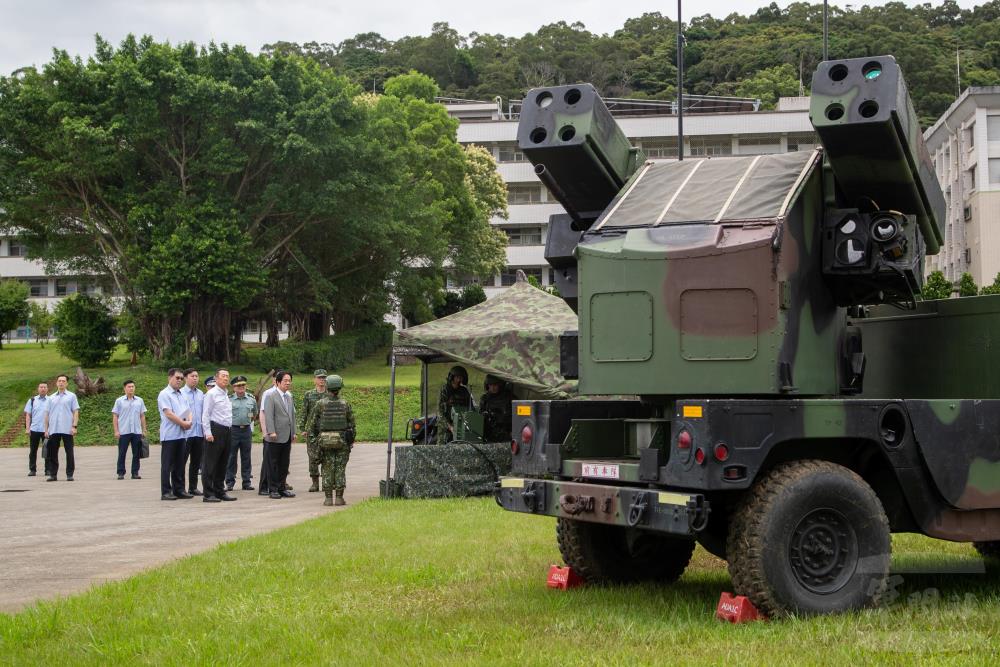 賴總統赴關指部視導防空接戰演練。（軍聞社記者王進福攝）