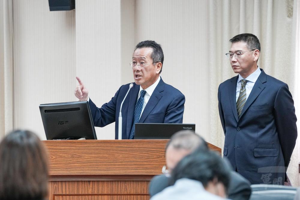 顧部長赴立院專案報告　兼顧軍民需求評估機場功能重塑