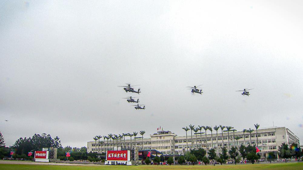 陸軍歡慶80週年部慶　新式裝備與無人機戰力亮相