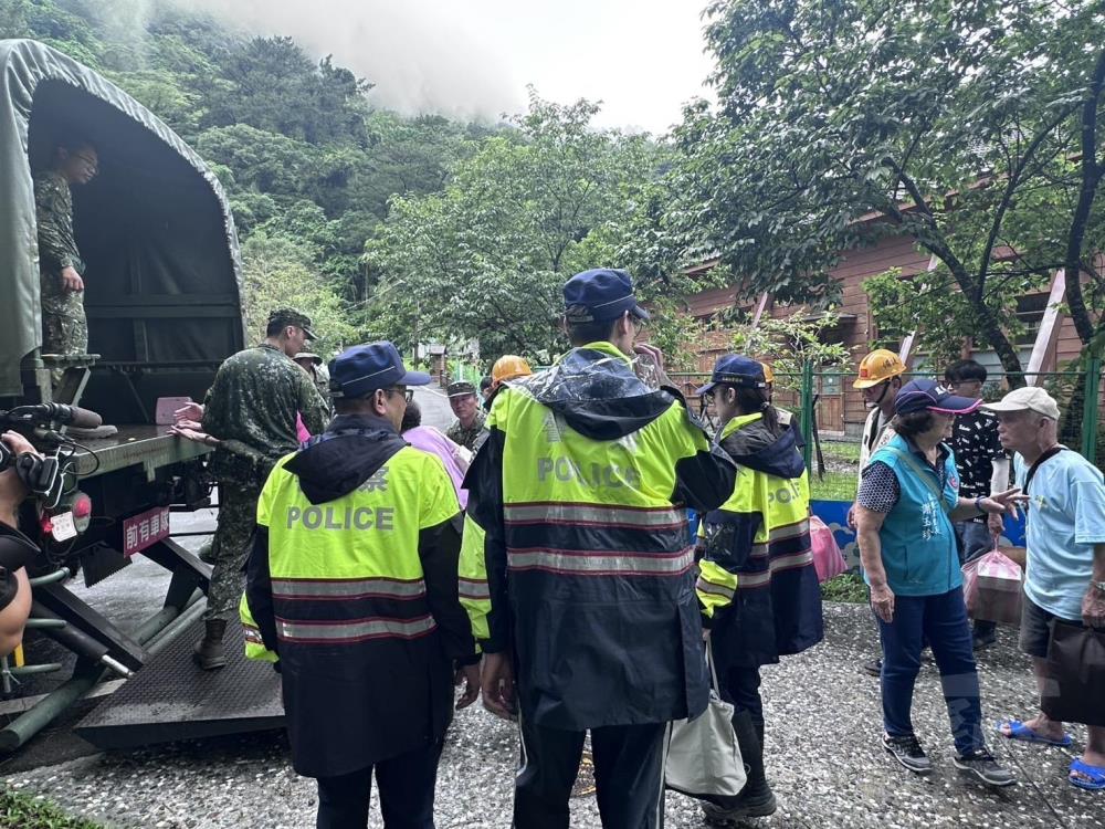 第二作戰區協助地方預防性撤離　守護民眾安全