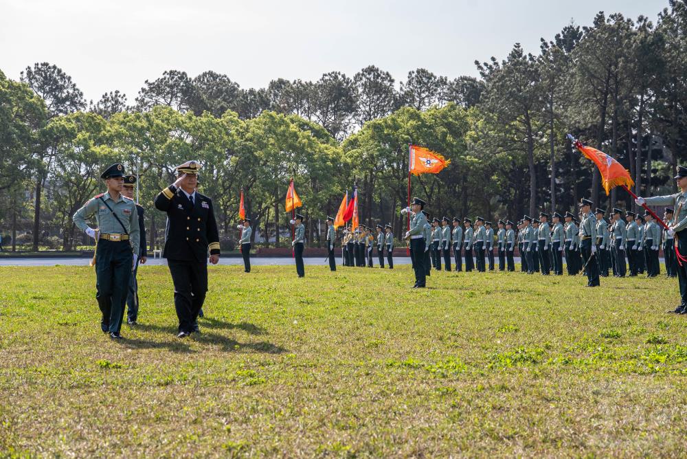 理工學院花季懇親暨授徽　家屬見證新生成長蛻變