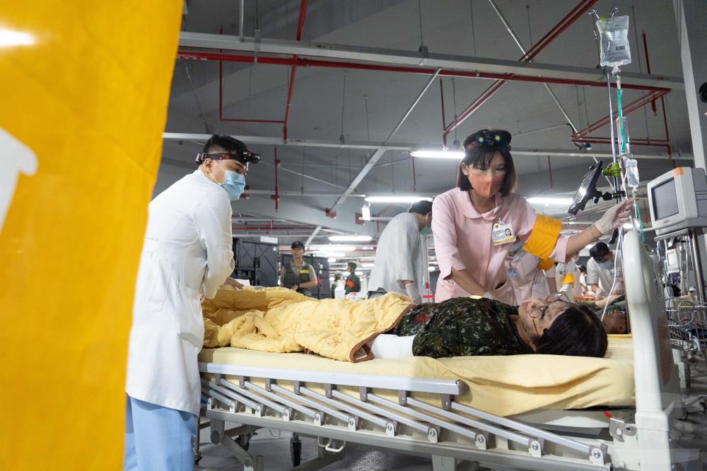 國軍醫院將地下空間轉換為替代醫療場所。（軍聞社記者呂尚俞攝）