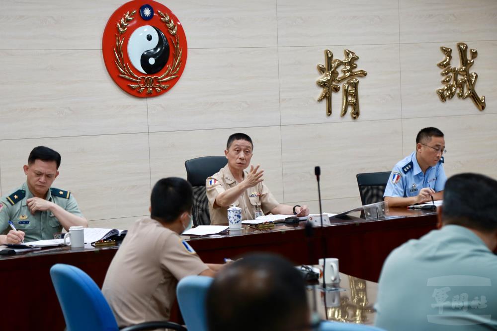 劉校長主持校務會議　期提升學習環境