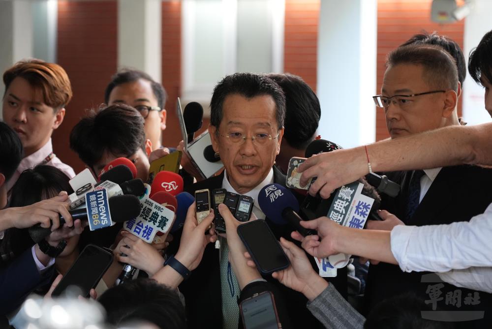 顧部長：與美密切協調　未接獲軍售延宕訊息