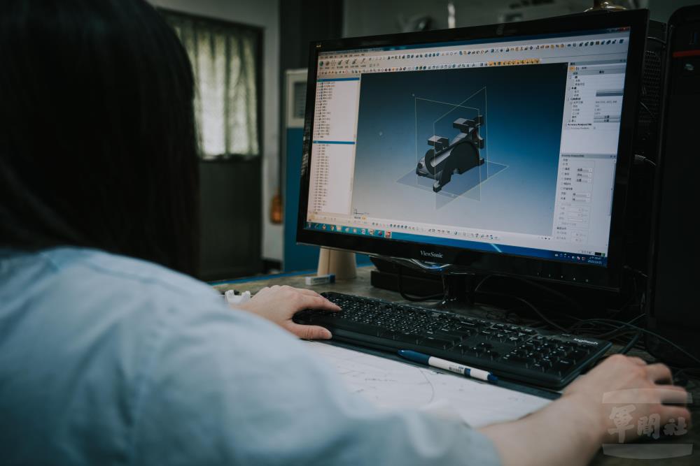 3D掃描後，建模於電腦中。（軍聞社記者陳傳奇攝）