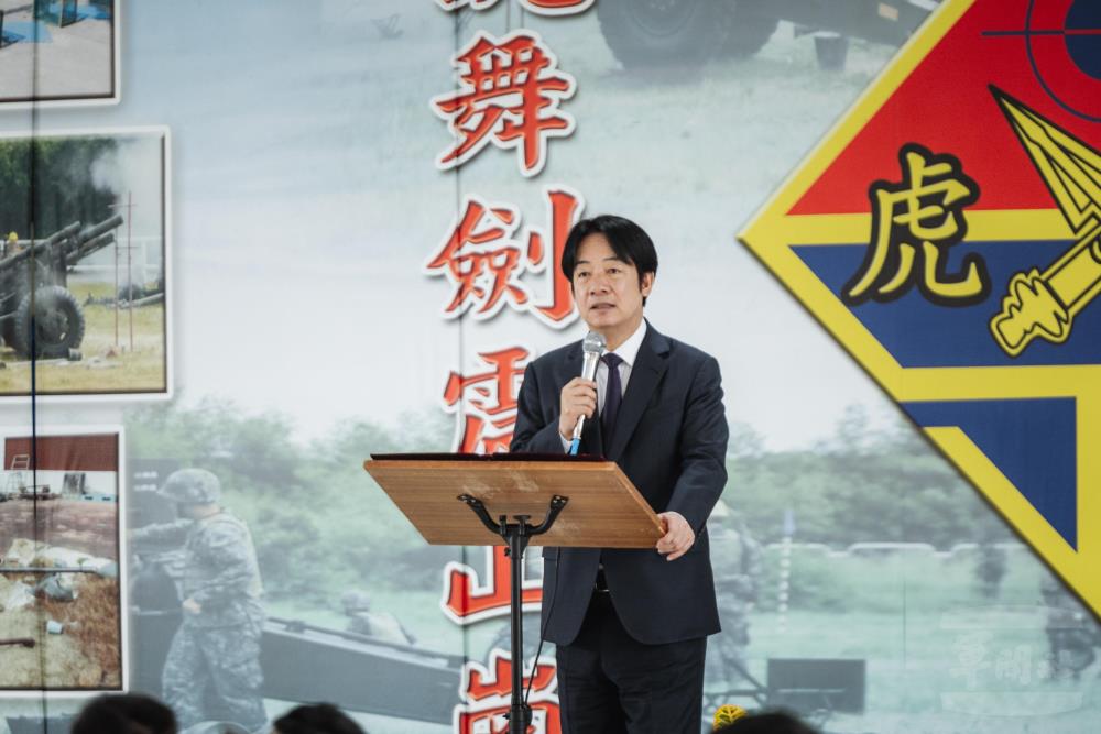 賴總統致詞感謝全體官兵的奉獻與付出。（軍聞社記者吳柏融攝）