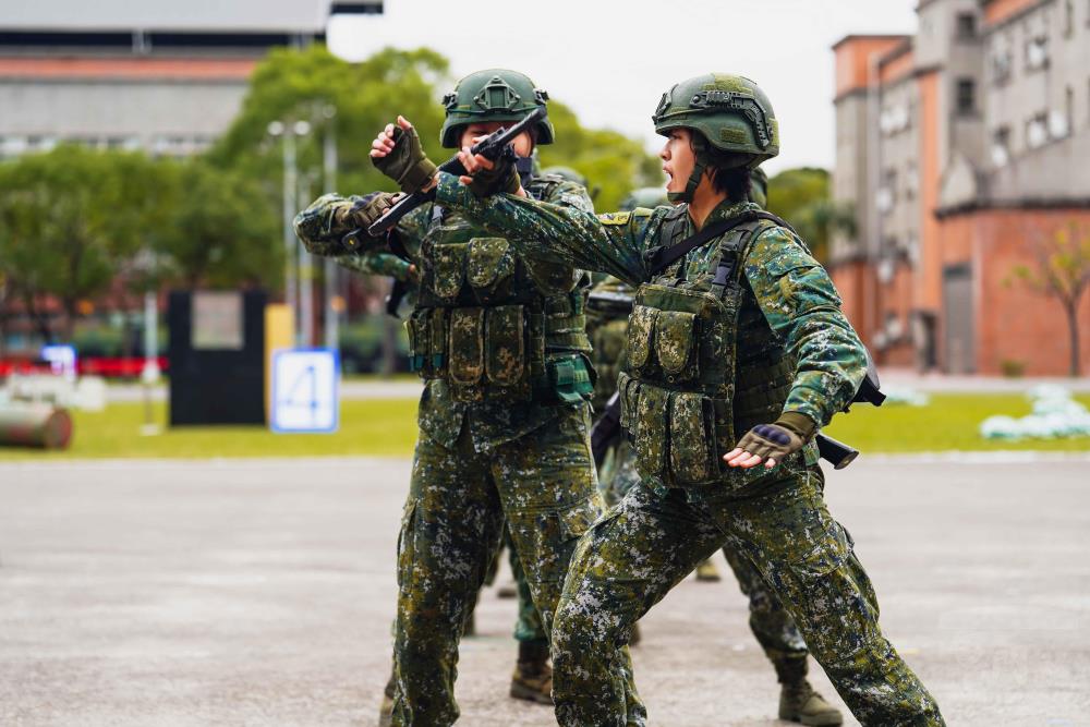 官兵戰力展示，彰顯平日訓練的精實效果。（軍聞社記者陳傳奇攝）