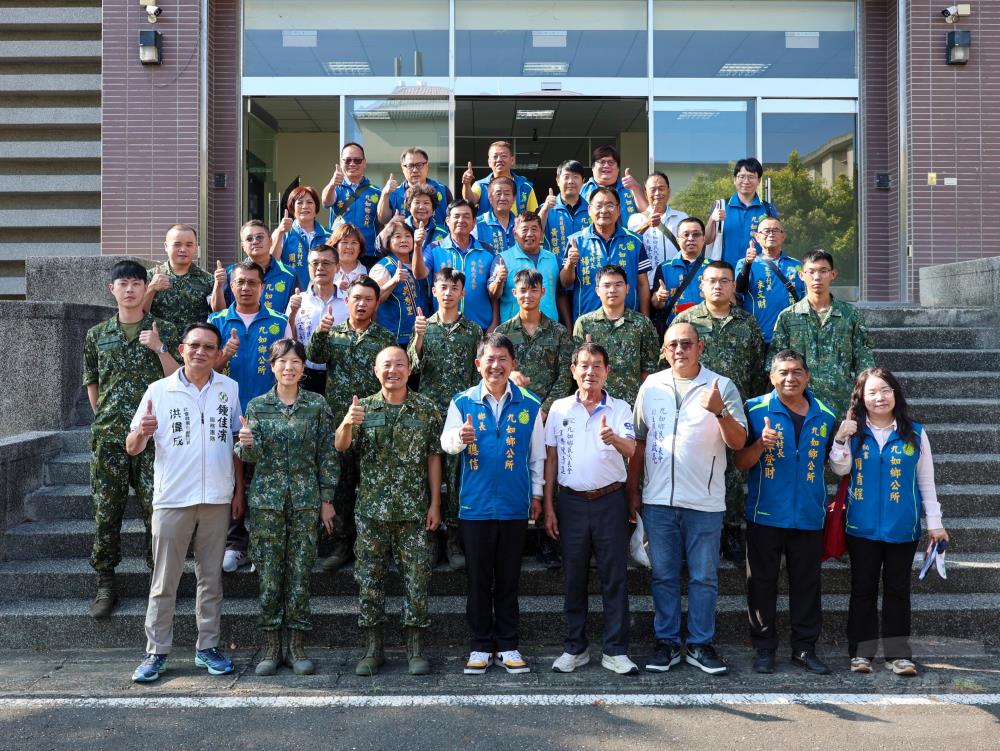 九如鄉公所敬軍慰問　端節前夕傳遞軍民情誼