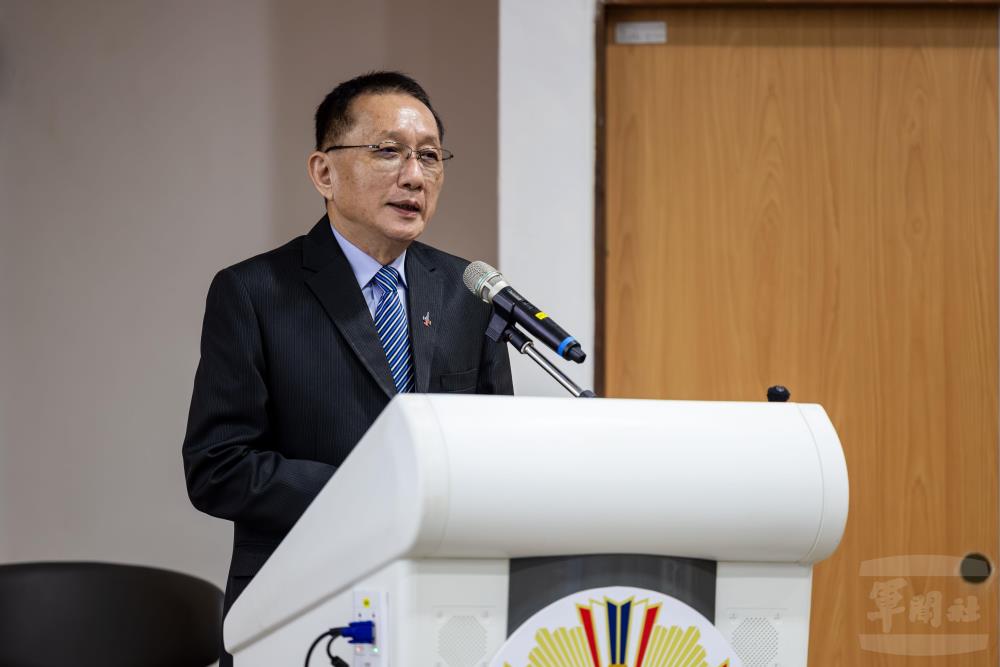 戰略顧問劉上將勉勵與會退役袍澤，成為支持國防的重要力量。（軍聞社記者蔡枋澐攝）
