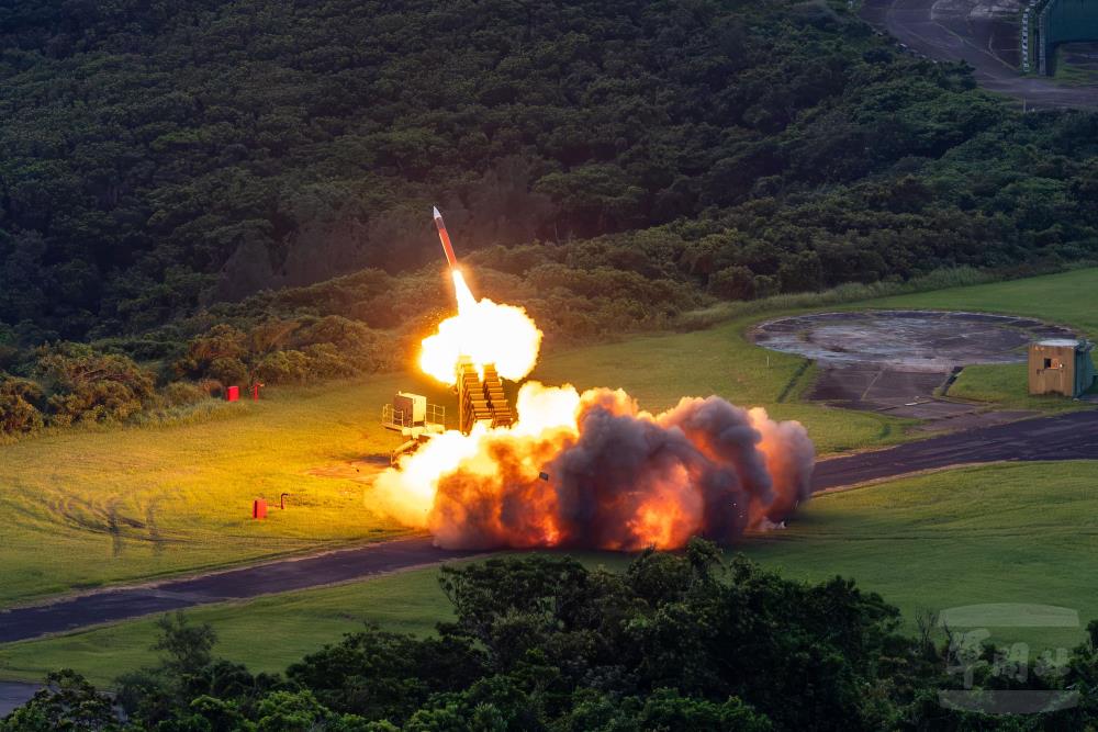 三軍聯合精準飛彈射擊　實戰化訓練驗證擊殺鏈效能
