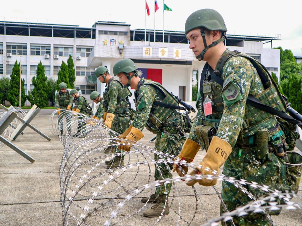 驗證官兵阻絕設施設置能力　五三群專精先期測驗