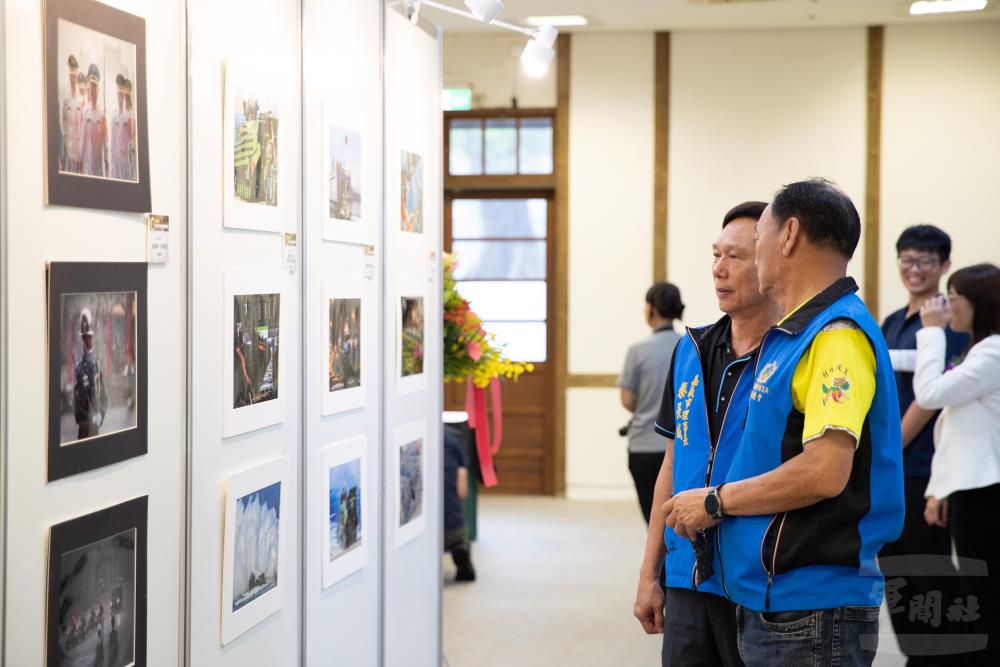 國軍第58屆文藝金像獎巡迴美展，展出時間至6月27日止。（軍聞社記者卓以立攝）