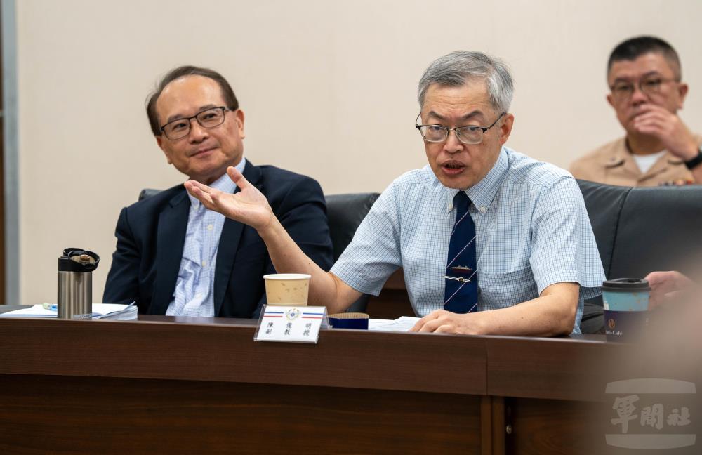 台灣透明組織常務理事陳副教授給予建言。（軍聞社記者侯凱議攝）