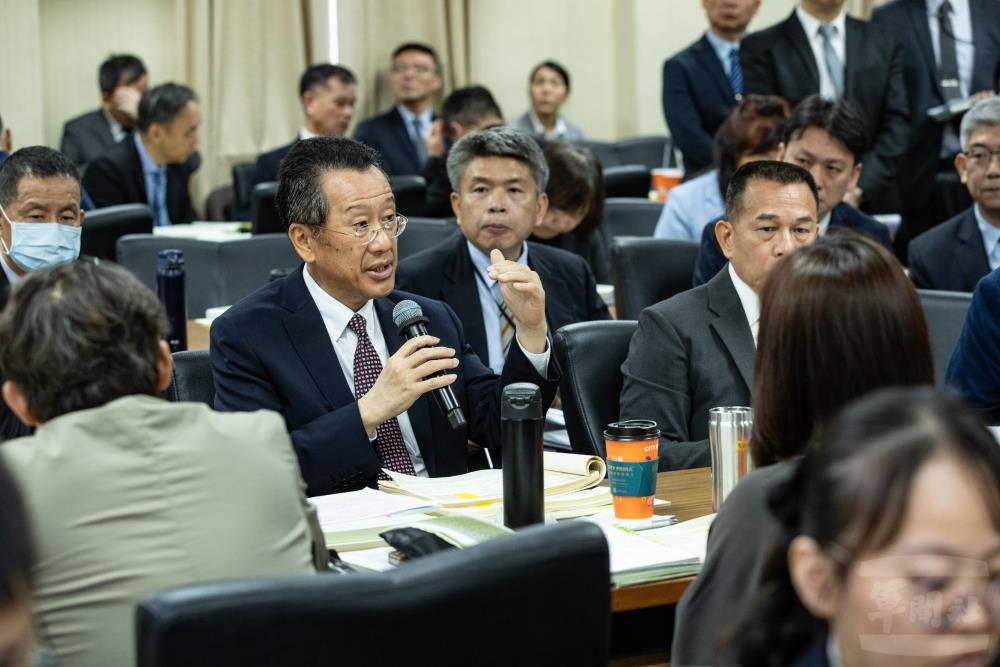 立院審查國防部主管預算案 顧部長回應軍購建案等議題 立院審查國防部主管預算案 顧部長回應軍購建案等議題