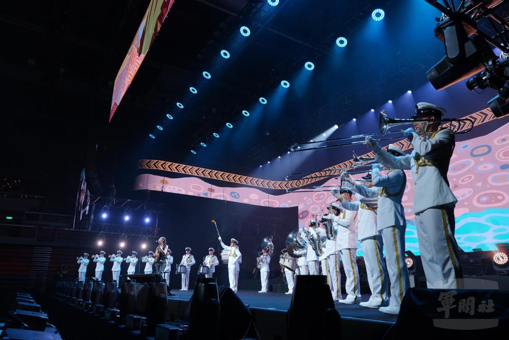 海軍樂隊以悠揚樂聲，展現國軍藝文軟實力。（中華文化總會提供）