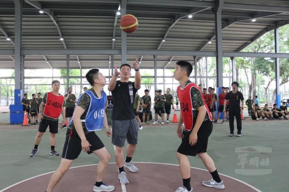 籃球比賽凝向心