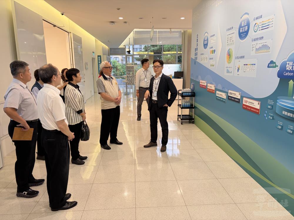 輔導會參訪臺中軟體園區　協助官兵轉銜科技業