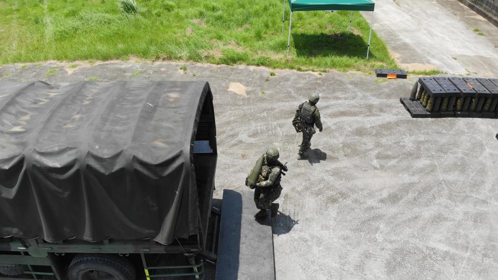 官兵迅速且精準完成清點、接收及協同作業等課目。（軍聞社記者吳柏融攝）