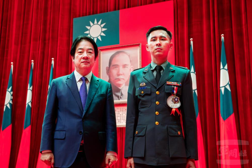 陸軍司令部吳秉謙少校榮獲「國軍楷模」殊榮。（軍聞社記者王進福攝）