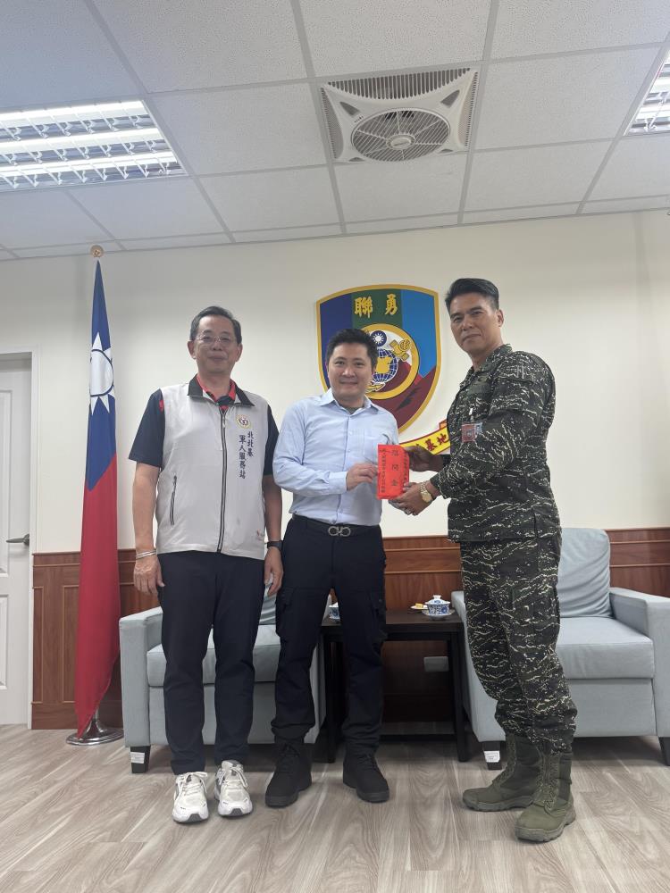 企業敬軍慰問海軍陸戰隊　感謝官兵堅守崗位辛勞