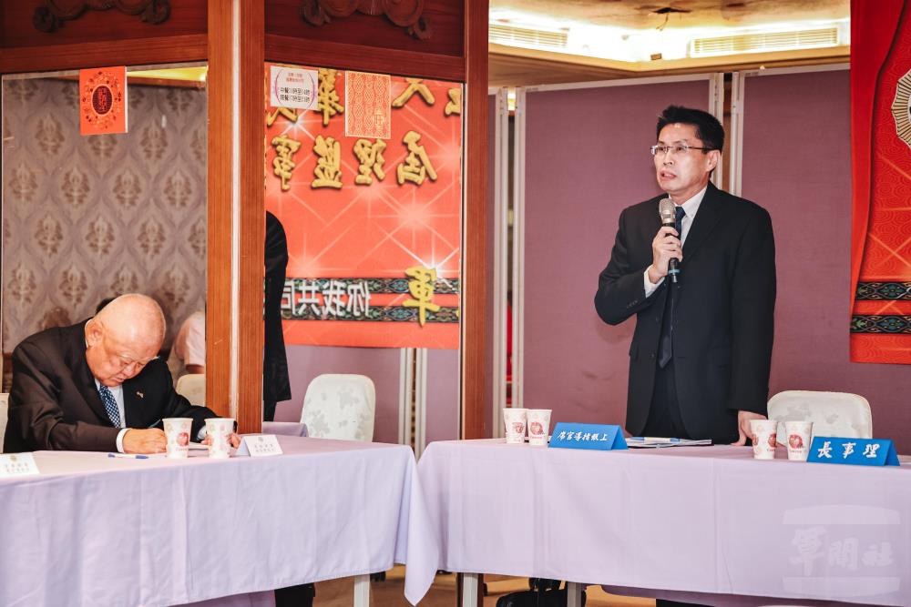 張副局長代表國防部感謝軍友社長期作為國軍最堅實的後盾。（軍聞社記者陳彥樺攝）