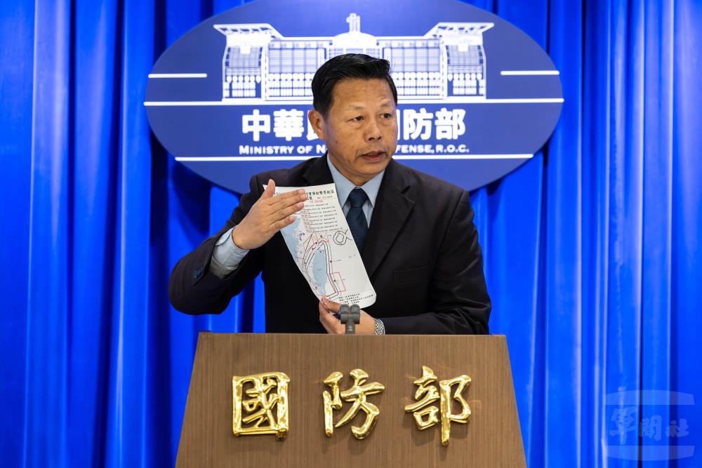 海洋委員會海巡署副署長謝慶欽表示，海巡署將持續維護海上交通線安全。（軍聞社記者蔡枋澐攝）