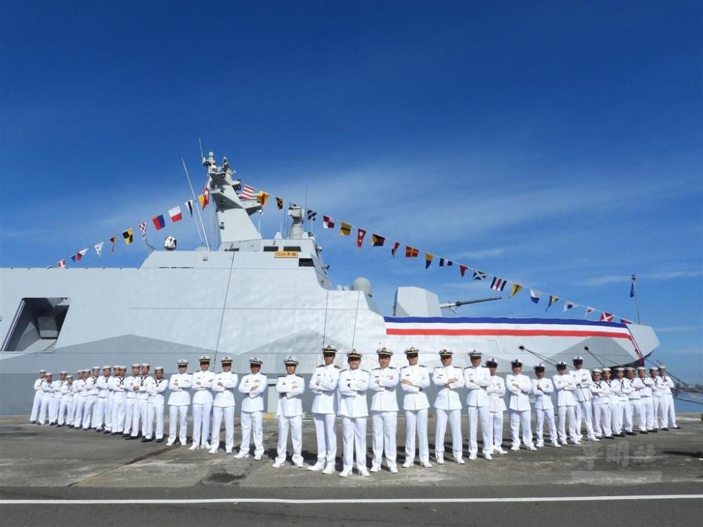 海軍131艦隊沱江軍艦舉辦成軍10週年艦慶暨眷屬懇親日活動。(青年日報提供) 海軍131艦隊沱江軍艦舉辦成軍10週年艦慶暨眷屬懇親日活動。(青年日報提供)