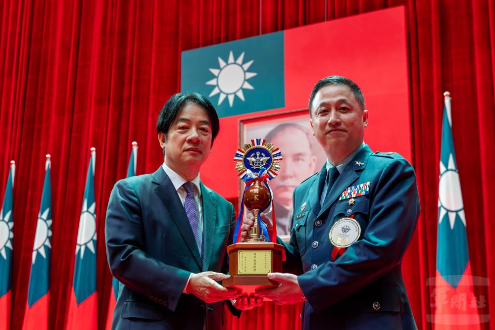 總統出席軍人節表揚大會　盼強化國防守護民主自由