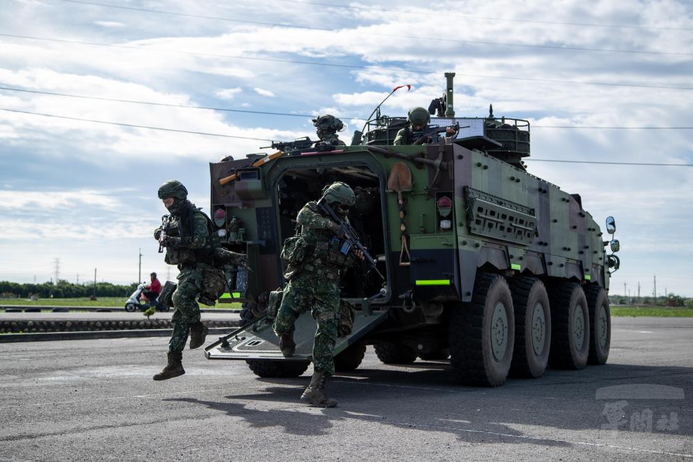 「陸勝操演」攻守易勢 務實演練確保防衛戰力 「陸勝操演」攻守易勢 務實演練確保防衛戰力