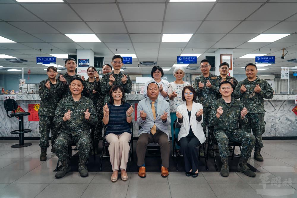 柏副部長慰問宜蘭財務組。（軍聞社記者吳東昇攝）