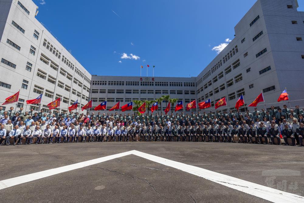 全體人員合影留念。（青年日報提供）
