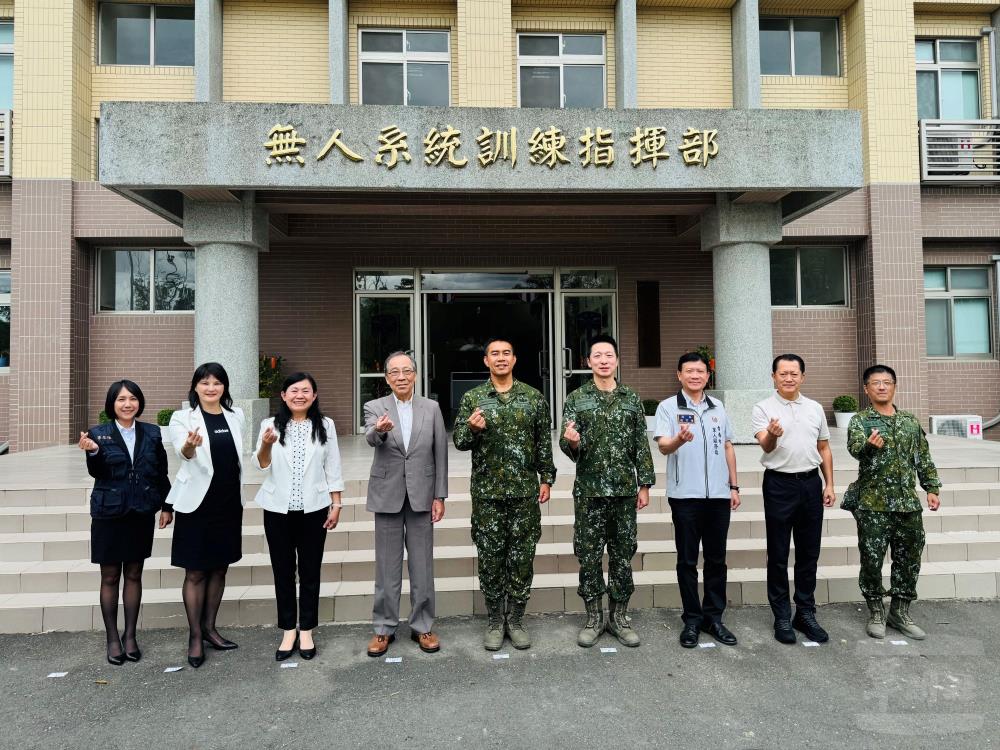 軍友保險敬軍團端節慰問　傳遞企業對國軍的關懷與支持