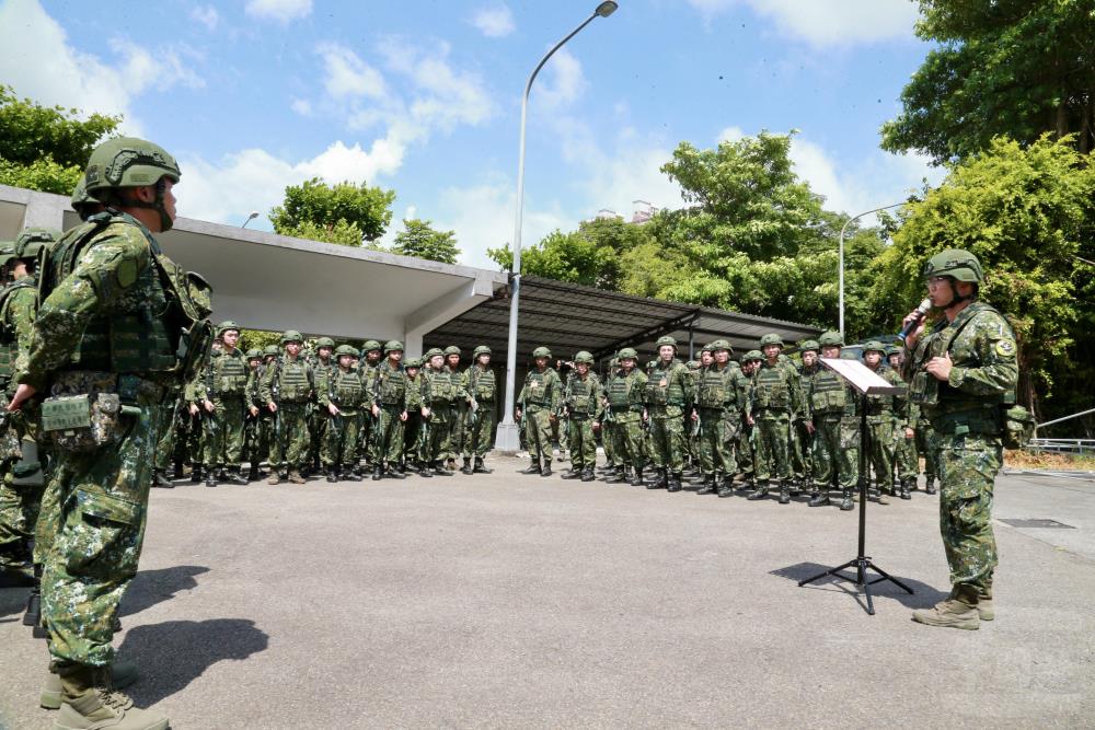 臺中市後備第一旅執行14天教育召集訓練。(後備指揮部提供) 臺中市後備第一旅執行14天教育召集訓練。(後備指揮部提供)