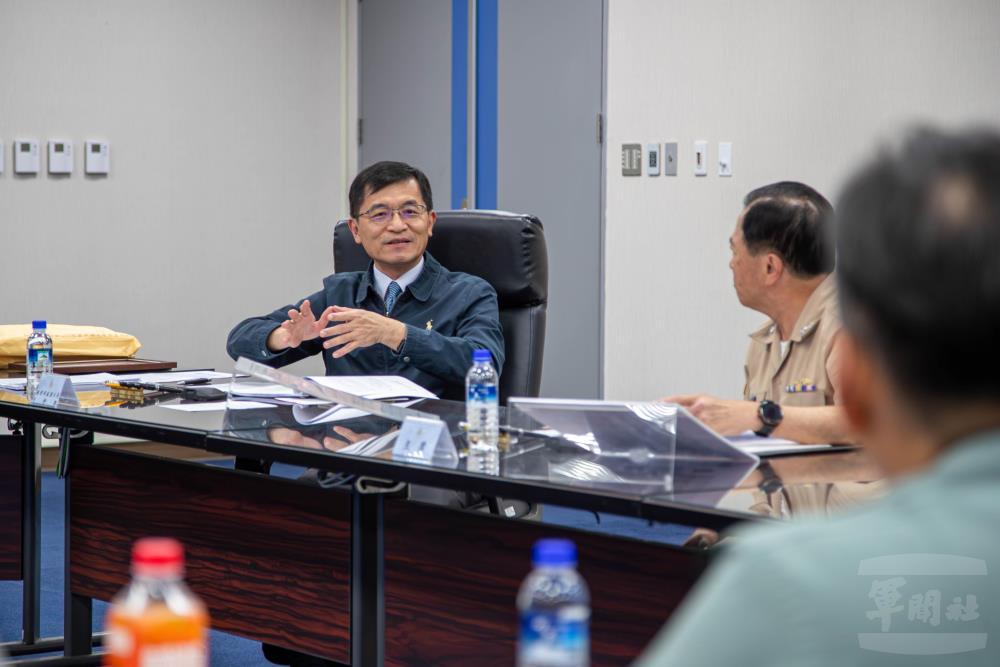 委員針對評選規範給予專業建議與回饋。（軍聞社記者尤昱翔攝）