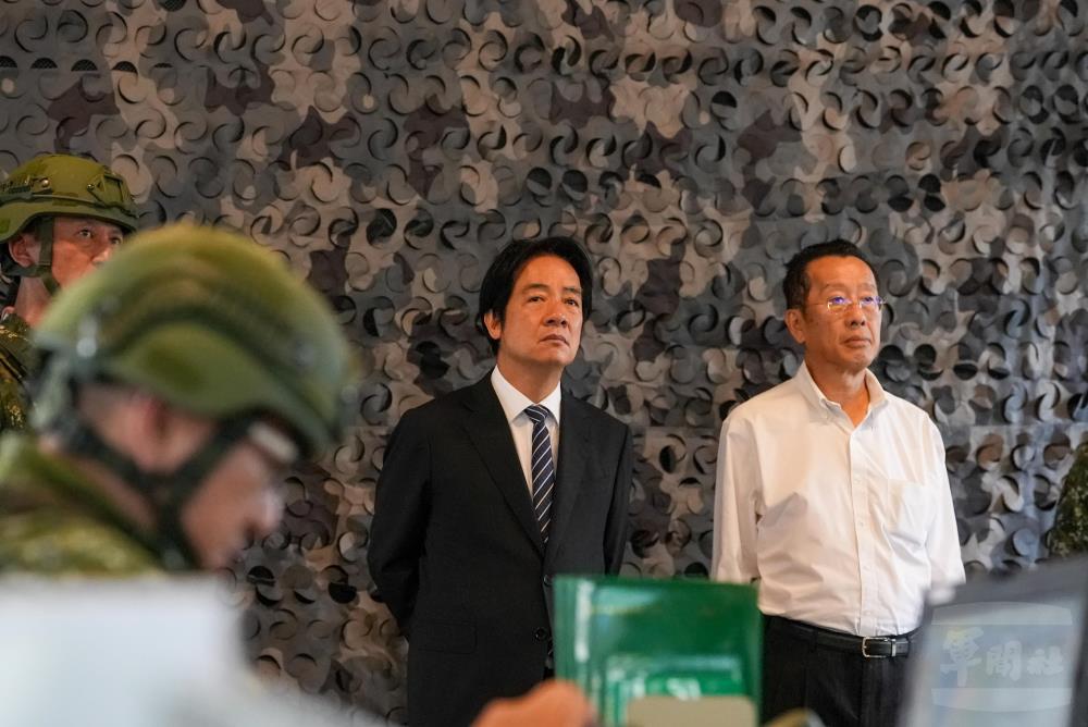 賴總統視導234旅指揮所，聽取單位簡報。（軍聞社記者莊家豪攝）