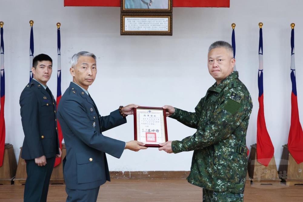 航空601旅月會暨晉任典禮　勉官兵精進本職迎挑戰