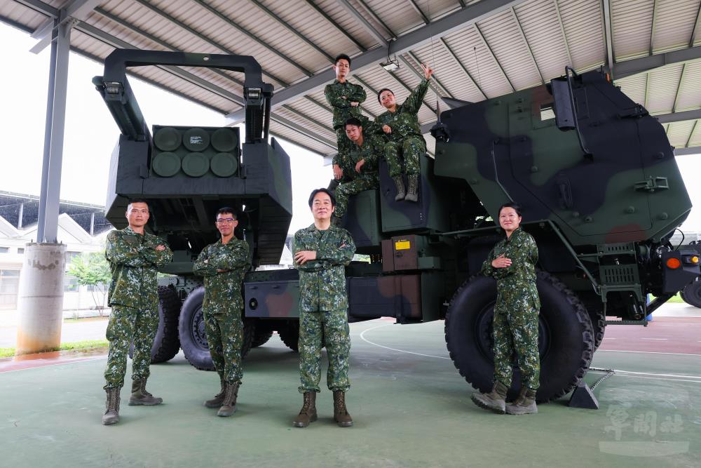 軍人優先登機首日　賴總統勗勉官兵「為自己感到驕傲」