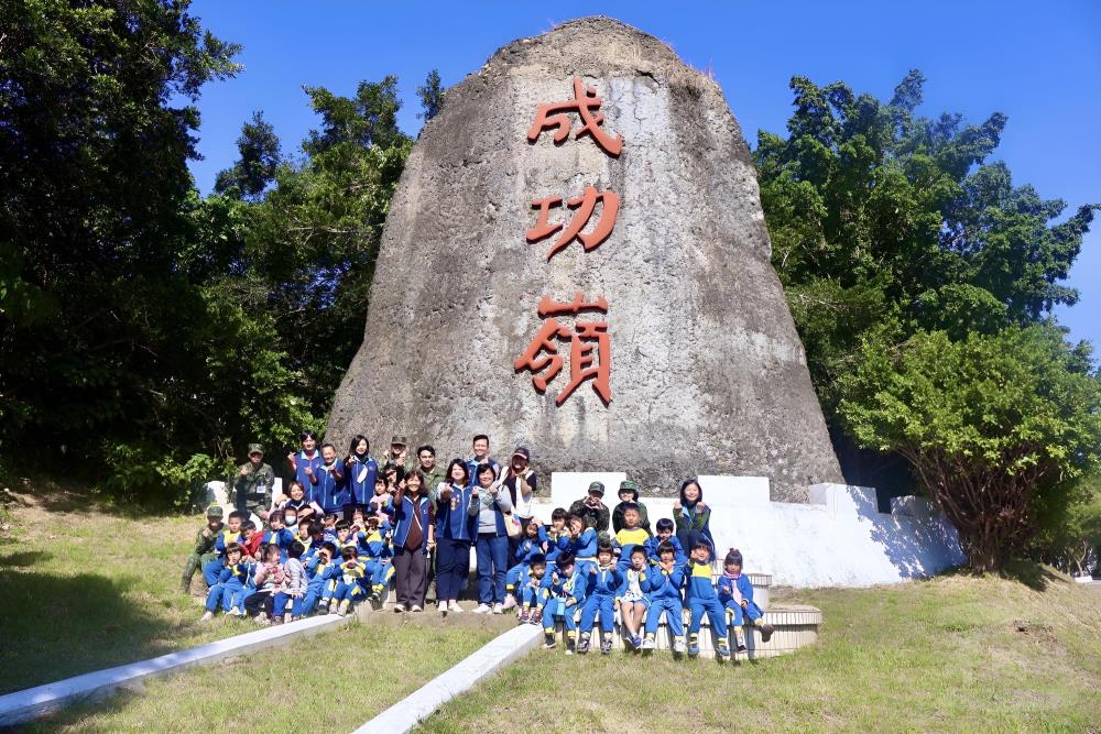 幼兒園參訪104旅　深植全民國防教育