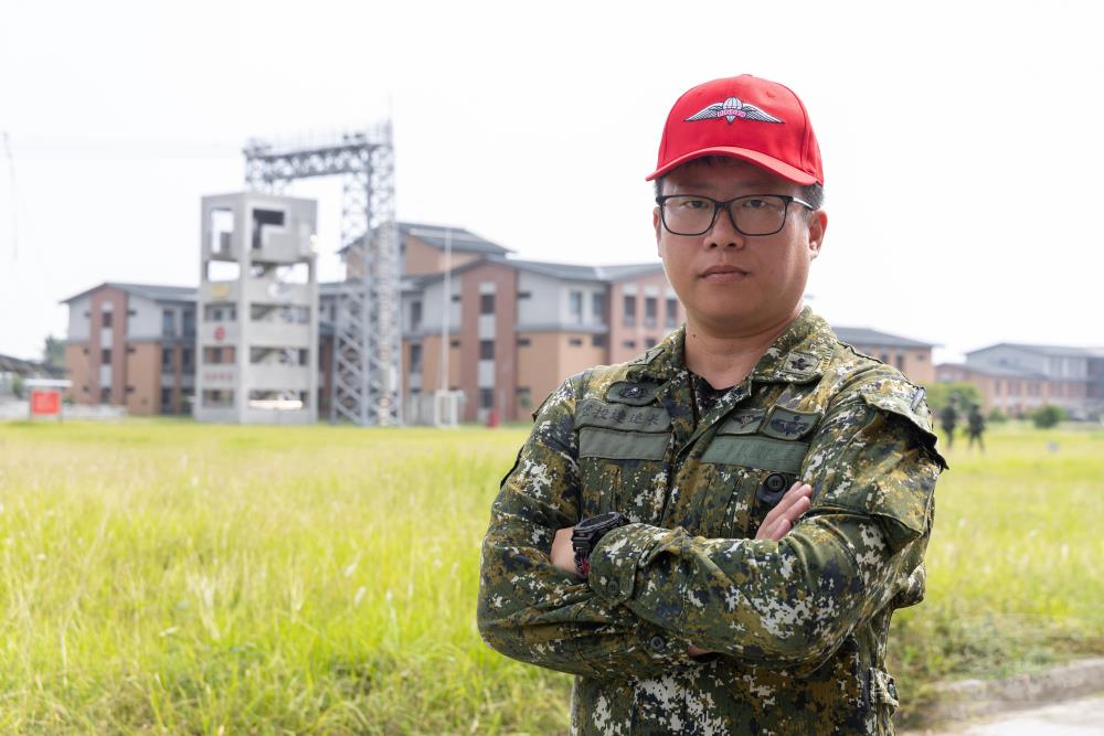 從地面整備到空中投放　陸空協力完成空投任務【專訪】