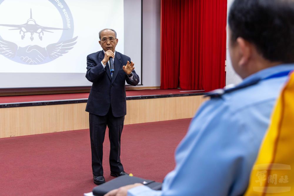 國家運輸安全調查委員會主委林信得，在開幕式致詞。（軍聞社記者蔡枋澐攝）