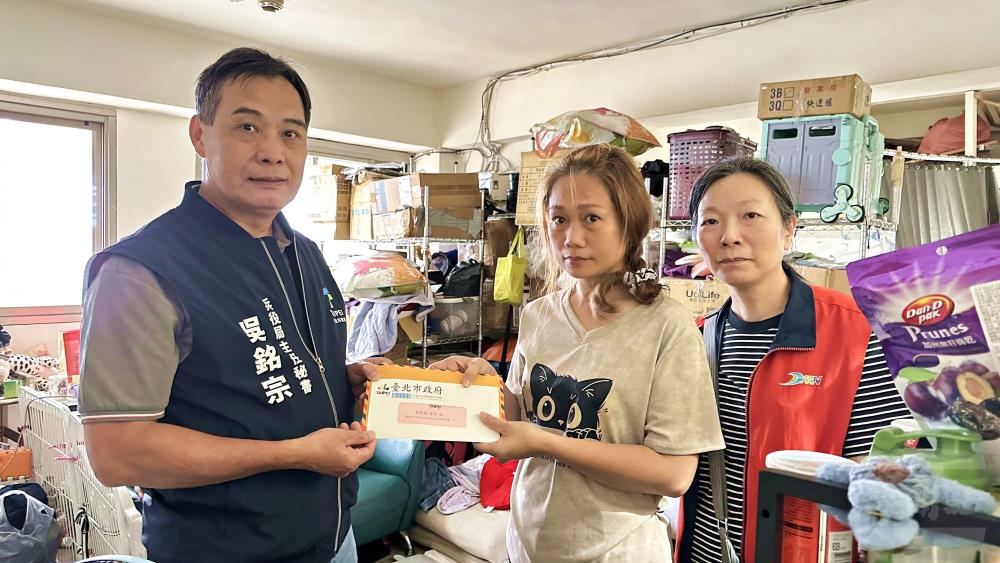 北市府秋節慰問　到府關懷役男家屬