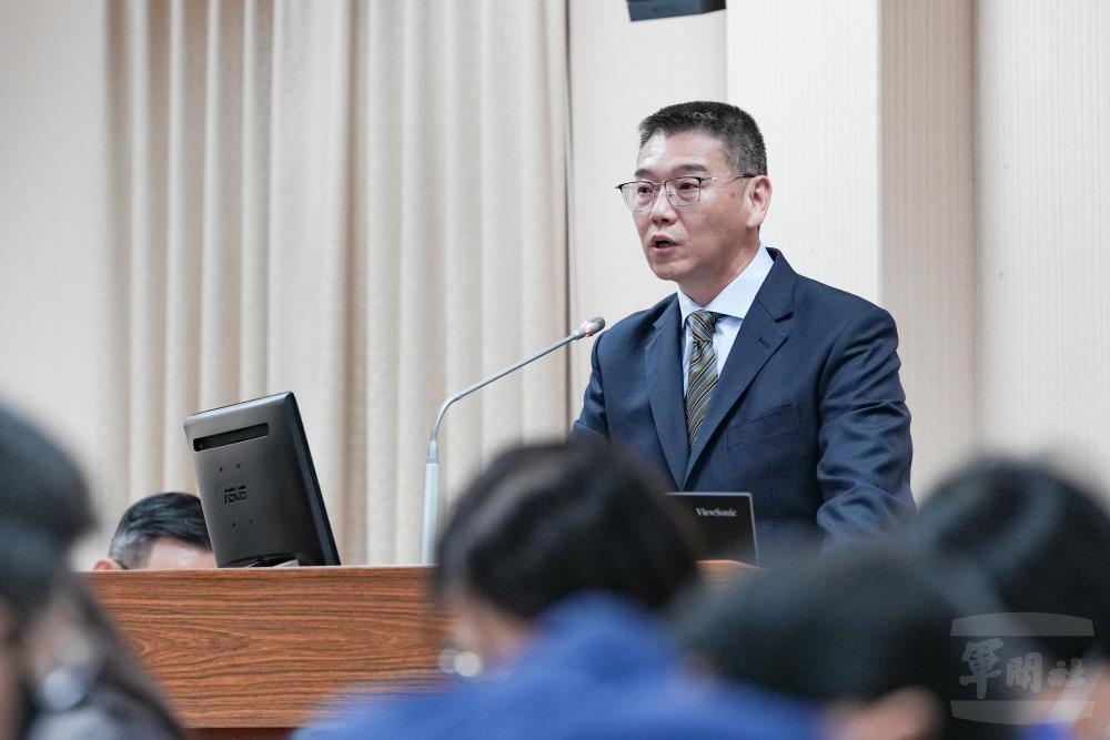 作計室侯次長進行專案報告。（軍聞社記者黃劭恩攝）