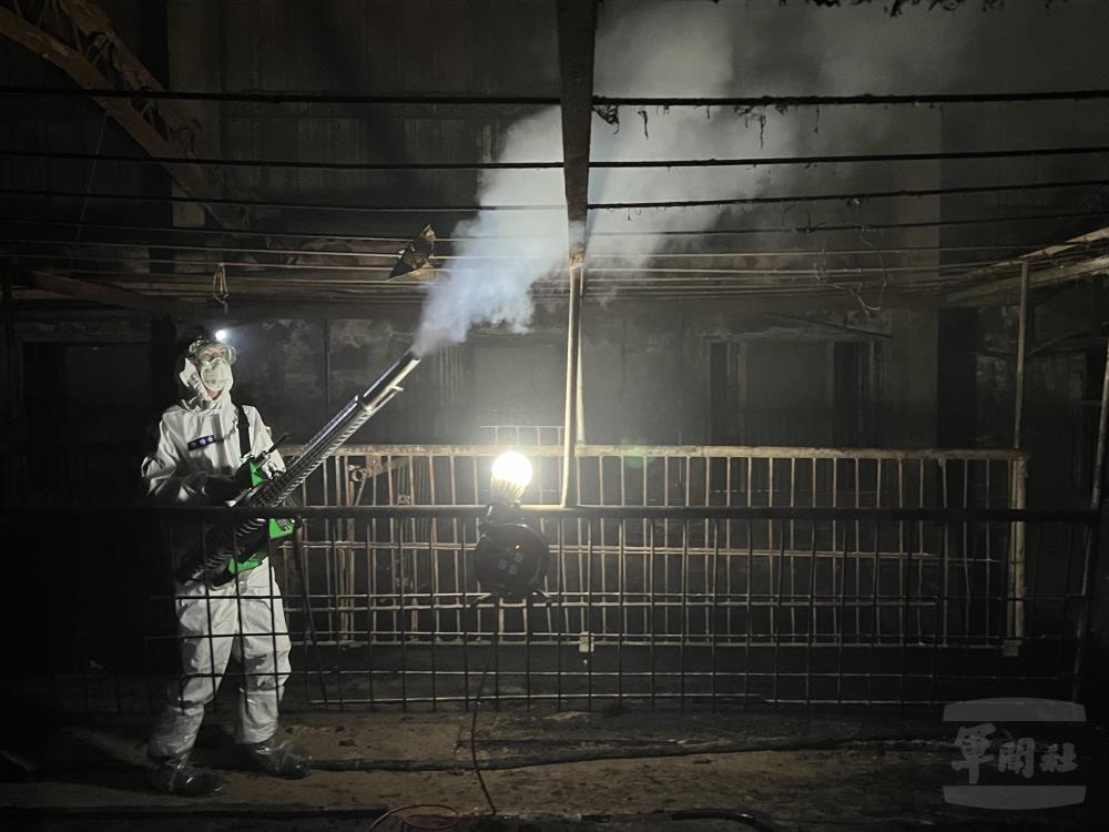 十軍團協助防疫清消 十軍團協助防疫清消